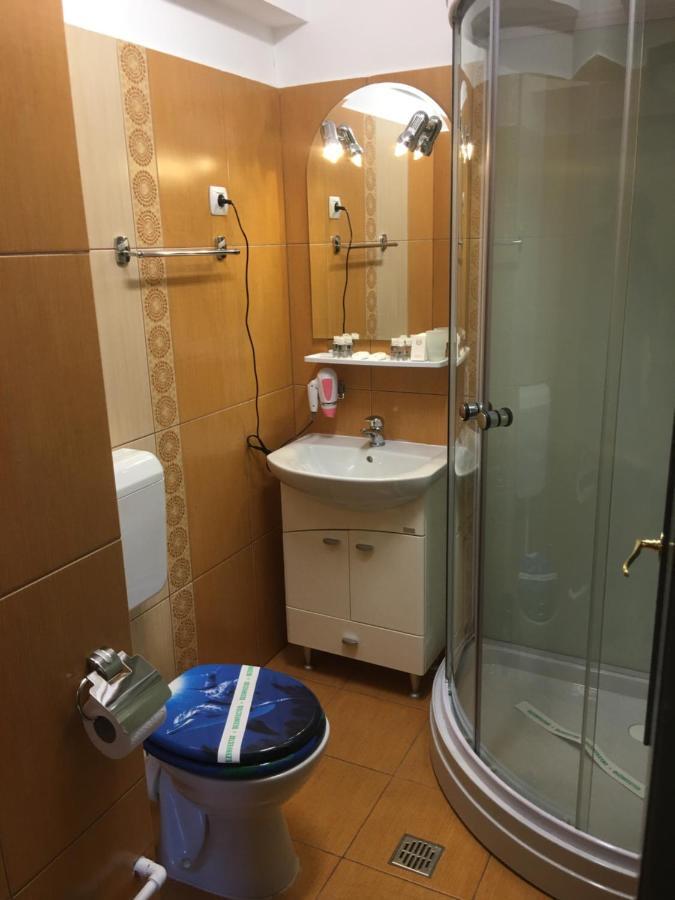 Sinaia Chic Minisuite Mirage-Self Check-In&Free Parking Buitenkant foto